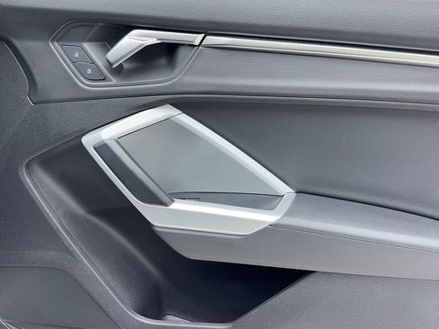 Used 2022 Audi Q3 2.0T Premium image 47