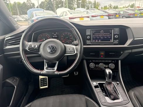 Used 2019 Volkswagen Jetta GLI FWD image 21