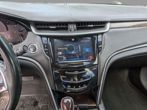 Used 2014 Cadillac XTS Luxury w/ Driver Awareness Package FWD image 16