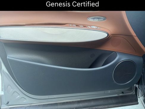 Certified 2026 Genesis GV70 2.5T Advanced AWD/4WD image 10