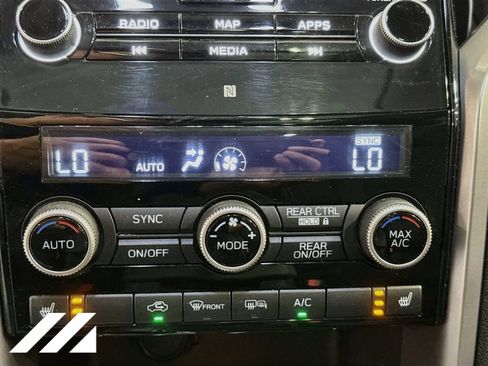 Used 2020 Subaru Ascent Premium w/ Sport Package AWD/4WD image 18