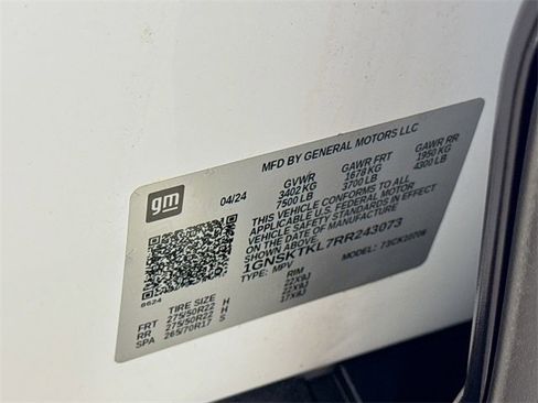 Certified 2024 Chevrolet Tahoe High Country w/ Advanced Technology Package image 34