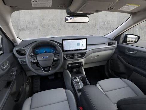 New 2025 Ford Escape SE image 9