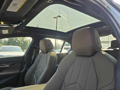 Used 2026 BMW i5 eDrive40 image 25