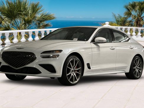 Used 2025 Genesis G70 2.5T image 9
