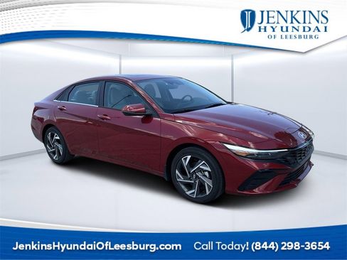 New 2025 Hyundai Elantra Limited image 1