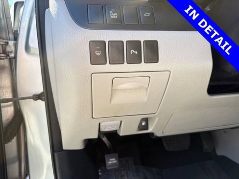 Used 2016 Toyota Highlander Limited AWD/4WD image 27