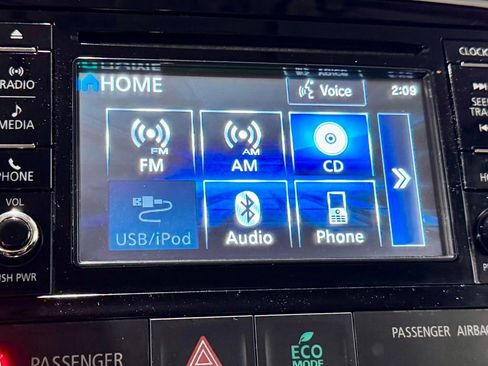 Used 2016 Mitsubishi Outlander SE image 17