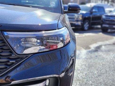 Certified 2022 Ford Explorer ST w/ Equipment Group 401A image 10