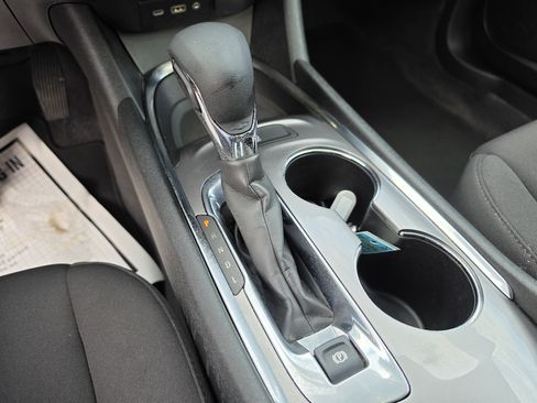 Used 2023 Chevrolet Malibu LT FWD image 30