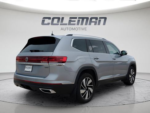 Used 2024 Volkswagen Atlas SEL AWD/4WD image 10