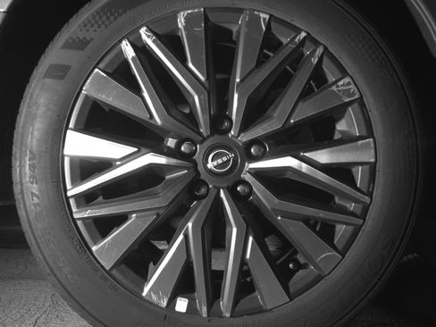 Used 2025 Nissan Altima 2.5 SV image 15