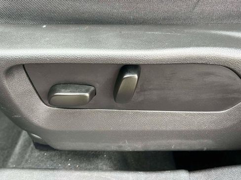 Used 2023 Buick Envision Preferred image 18