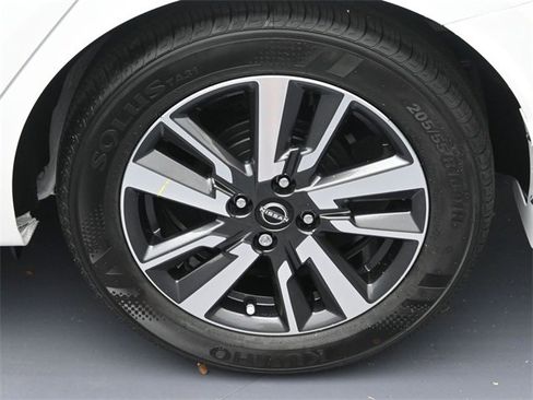 New 2025 Nissan Versa SV w/ Trunk Package image 8