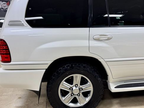 Used 2006 Lexus LX 470 4WD image 16
