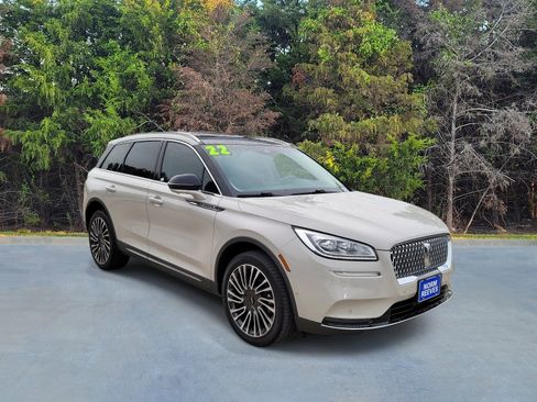 Used 2022 Lincoln Corsair Reserve w/ Equipment Group 201A AWD/4WD image 16