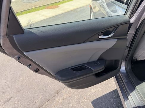 Used 2018 Honda Civic LX image 15