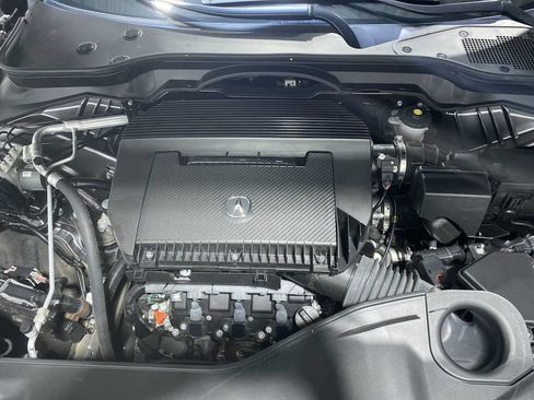 Used 2024 Acura MDX SH-AWD w/ Technology Package image 9
