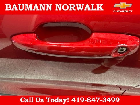 Used 2021 Ford Escape Titanium w/ Titanium Elite Package AWD/4WD image 9