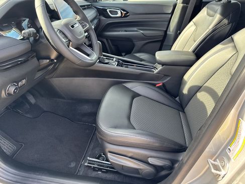 New 2026 Jeep Compass Latitude AWD/4WD image 10