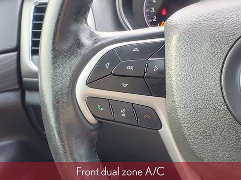 Used 2022 Jeep Grand Cherokee Laredo X RWD image 13