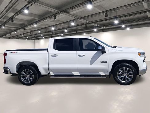 Used 2024 Chevrolet Silverado 1500 LT w/ Texas Edition Plus image 17