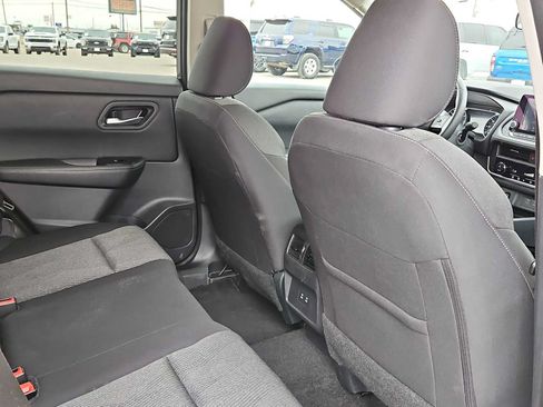 Used 2025 Nissan Rogue SV AWD/4WD image 17