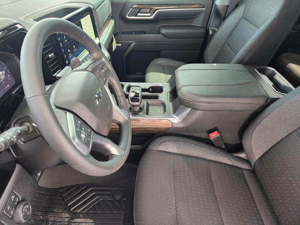 New 2026 Chevrolet Silverado 1500 RST AWD/4WD image 10