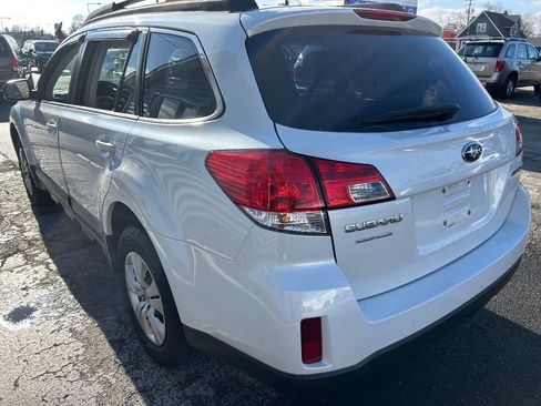 Used 2012 Subaru Outback 2.5i image 6