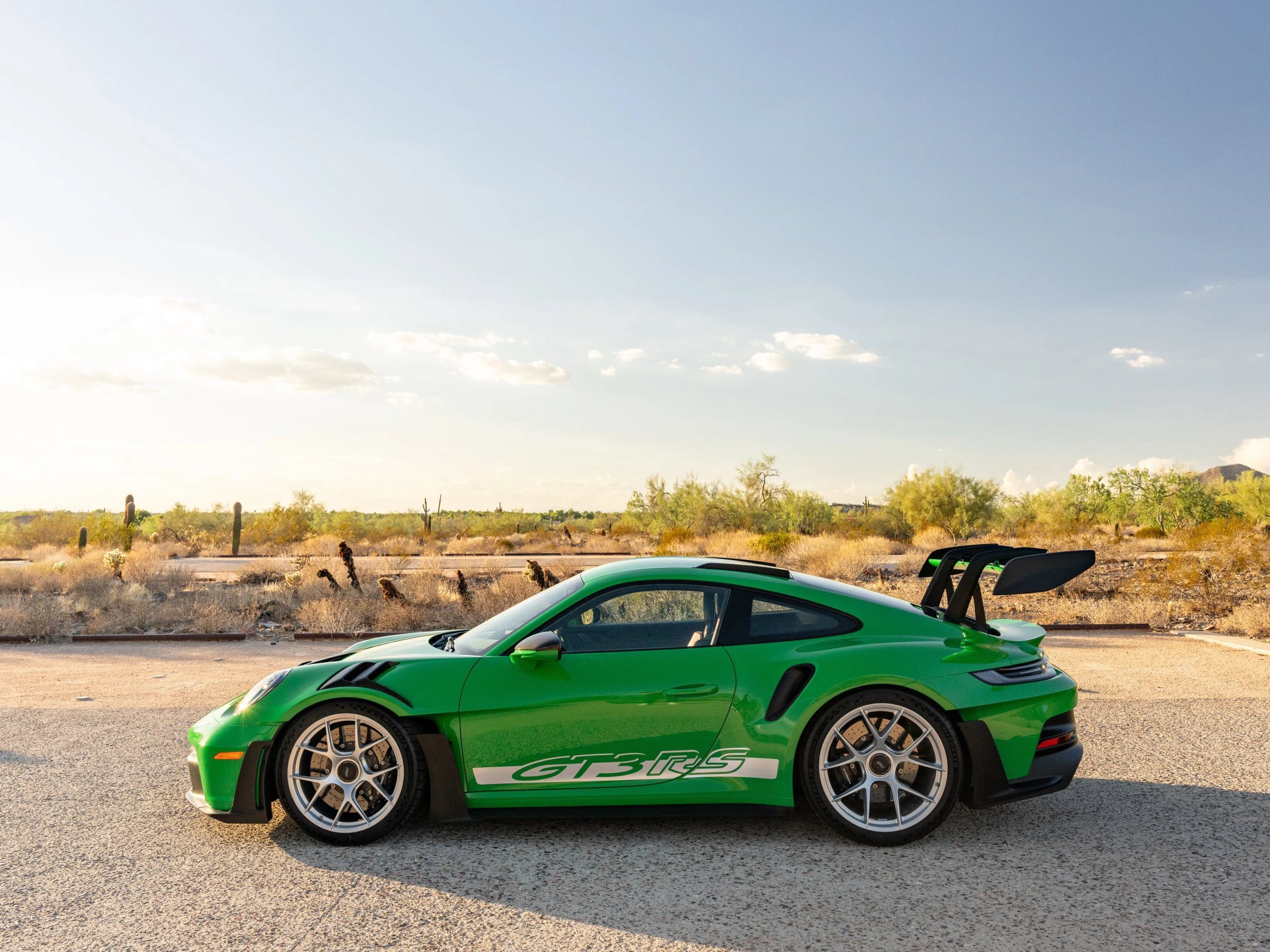 Used 2025 Porsche 911 GT3 RS RWD image 23