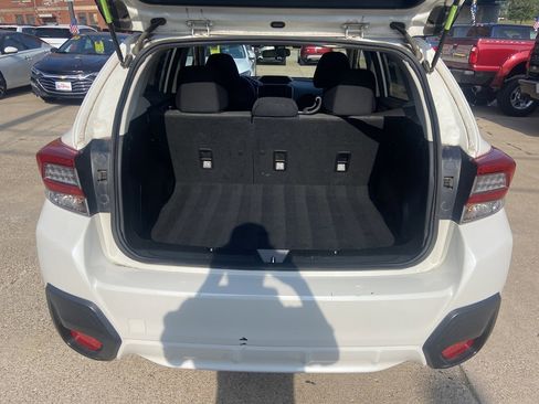 Used 2021 Subaru Crosstrek 2.0i image 7