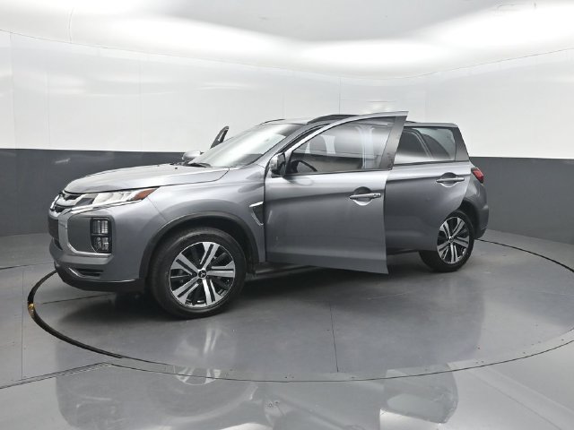 Used 2025 Mitsubishi Outlander Sport SEL AWD/4WD image 35