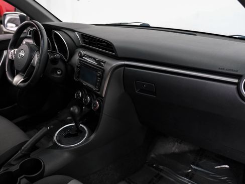 Used 2014 Scion tC FWD image 13