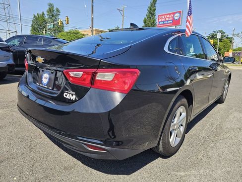 Used 2022 Chevrolet Malibu LS FWD image 5