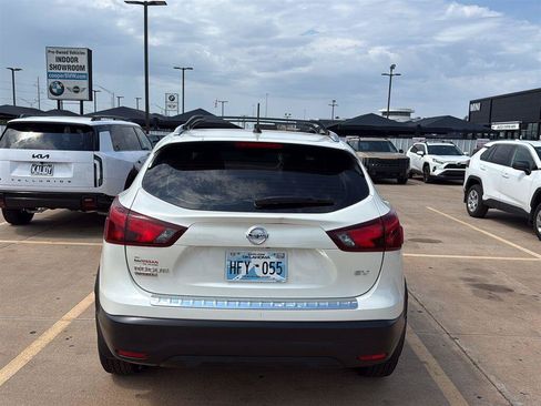 Used 2017 Nissan Rogue Sport SV w/ SV All-Weather Package FWD image 10