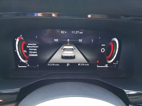 Used 2023 Nissan Pathfinder Platinum FWD image 7