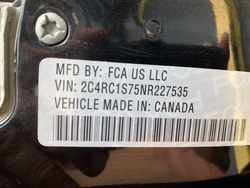 Used 2022 Chrysler Pacifica Limited FWD image 34