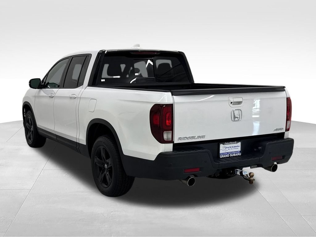 Used 2023 Honda Ridgeline Black Edition image 4