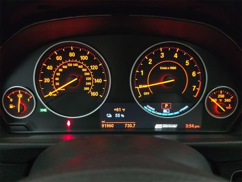 Used 2017 BMW 330e image 21