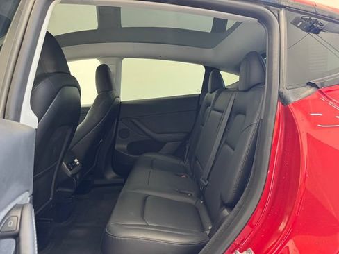 Used 2023 Tesla Model Y Long Range AWD/4WD image 19