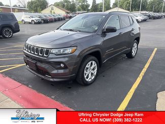 Used 2024 Jeep Compass Latitude w/ Sun and Sound Group AWD/4WD video 1