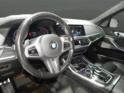 Used 2021 BMW X7 xDrive40i w/ Premium Enhanced Package AWD/4WD image 16