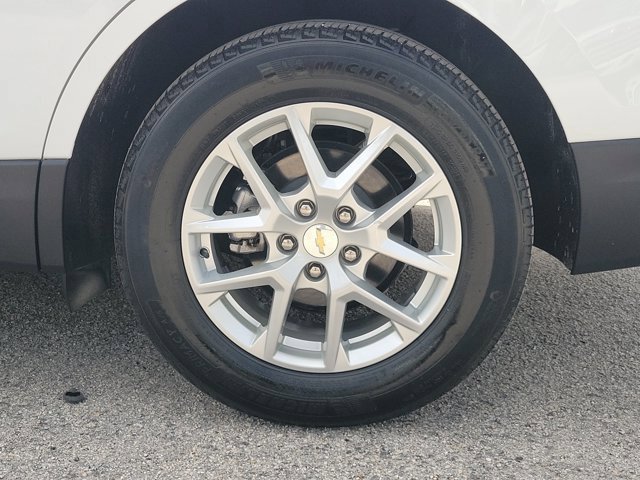 Used 2023 Chevrolet Equinox LS FWD image 9
