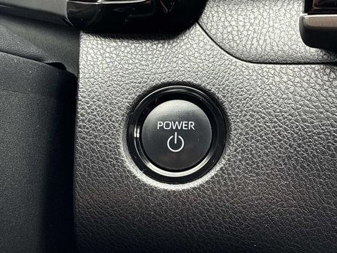 Used 2025 Toyota Camry LE FWD image 34
