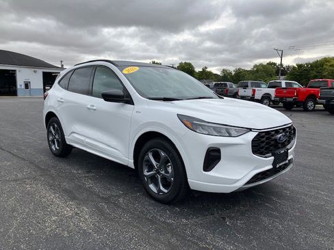 Used 2023 Ford Escape ST-Line w/ Tech Pack #1 image 7