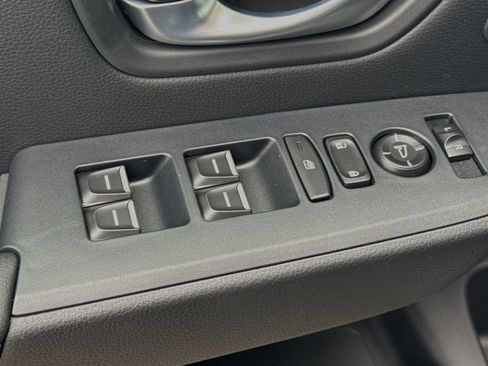 New 2025 Honda Pilot Touring image 12