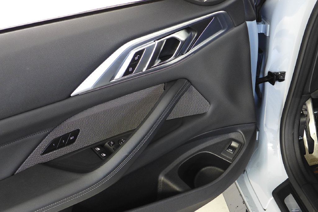Used 2024 BMW M4 Competition w/ Executive Package RWD image 12