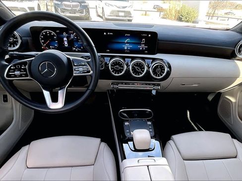 Used 2023 Mercedes-Benz CLA 250 4MATIC image 14