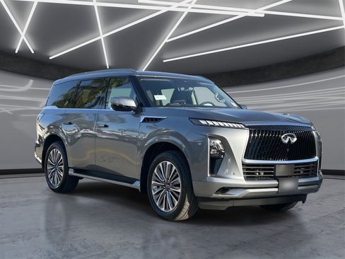 New 2026 INFINITI QX80 Luxe image 5