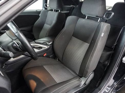 Used 2022 Dodge Challenger R/T image 11